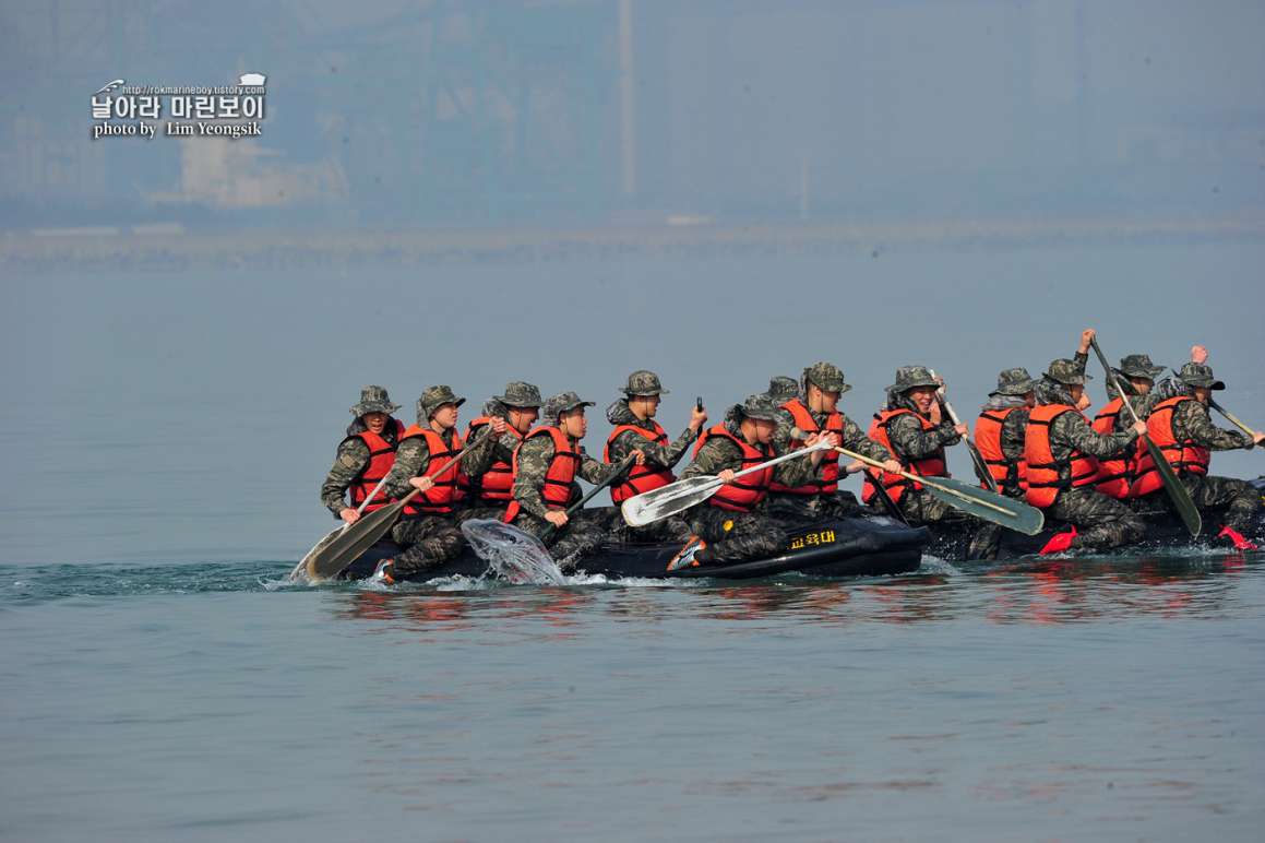 해병대 신병 1252기 4주차 5교육대 해상돌격_0297.jpg