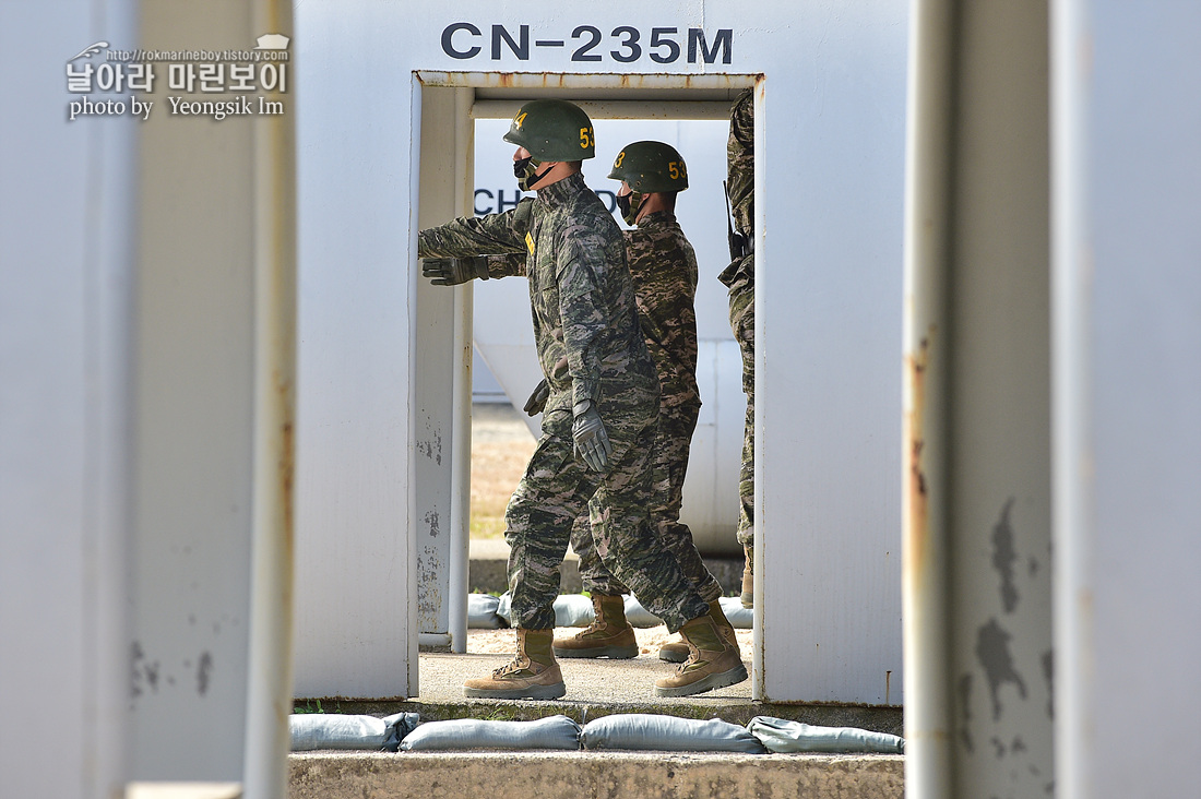 해병대 신병 1262기 5교육대 3주차 공중돌격훈련 3_2471.jpg